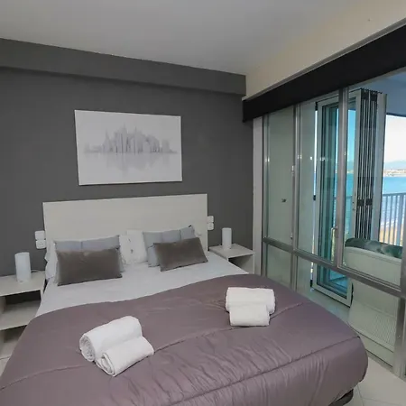 Apartment Differentflats Horizonte *